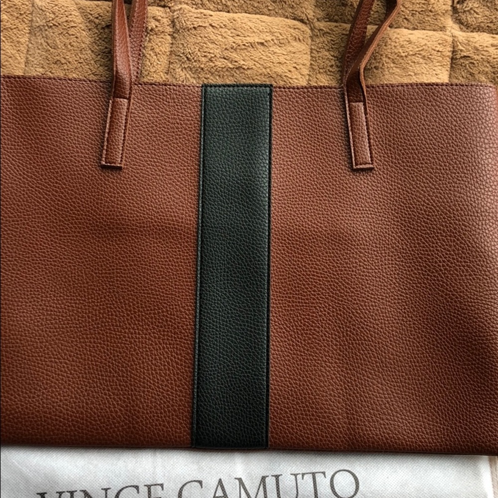 ❤️NWOT Vince Camuto tote - Picture 4 of 11